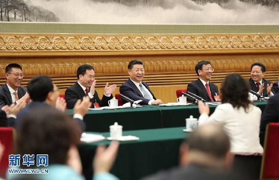 習近平參加遼寧代表團審議,。新華社記者 丁林 攝